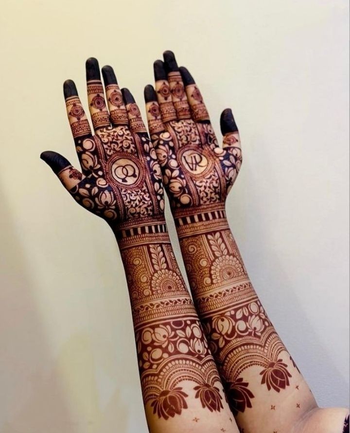 symbolic mehandi design