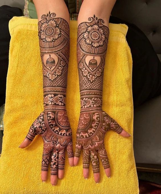 upper elbow mehandi design