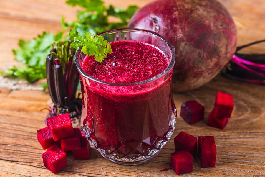 beetroot-juice_1205-2371