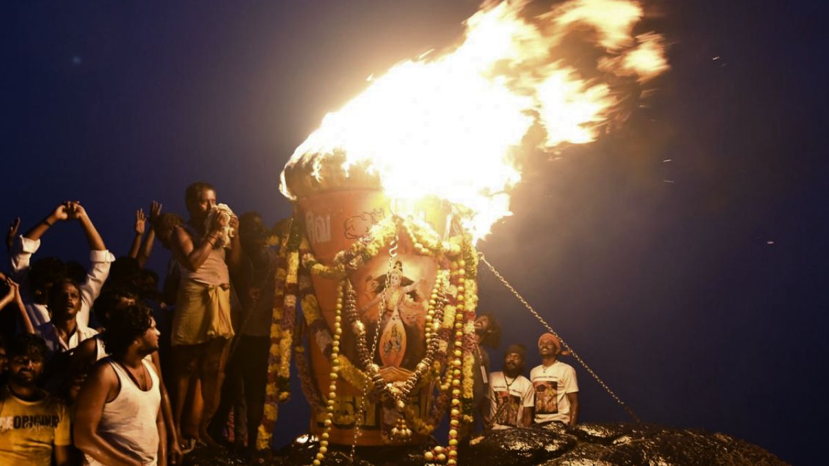 பிரம்மாண்ட திருவண்ணாமலை மகாதீபத்திருவிழா பற்றிய வரலாற்றை தெரிந்துகொள்வோம்