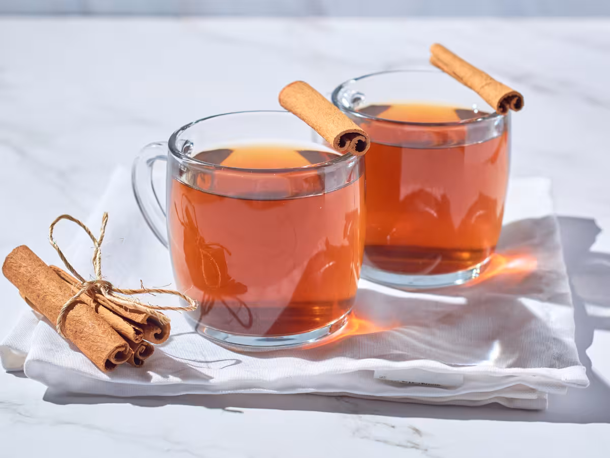 404721-cinnamon-tea