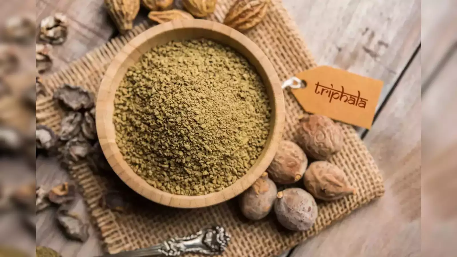 triphala-92706193