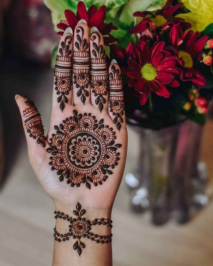 Big flower mehndi design