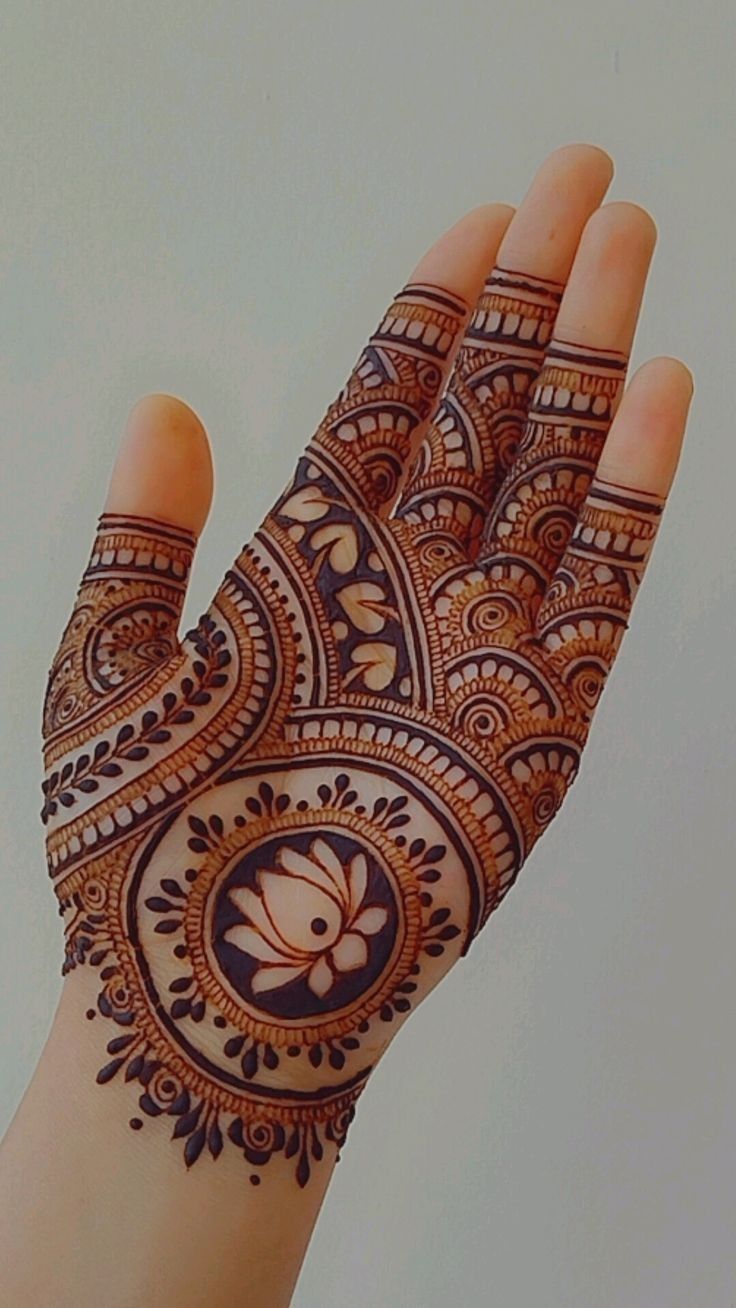 Shaded Mehndi Design