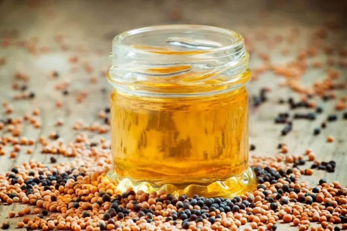 mustard-oil-1-2024-10-e1790d4e8cfa3778104527973140f546-3x2