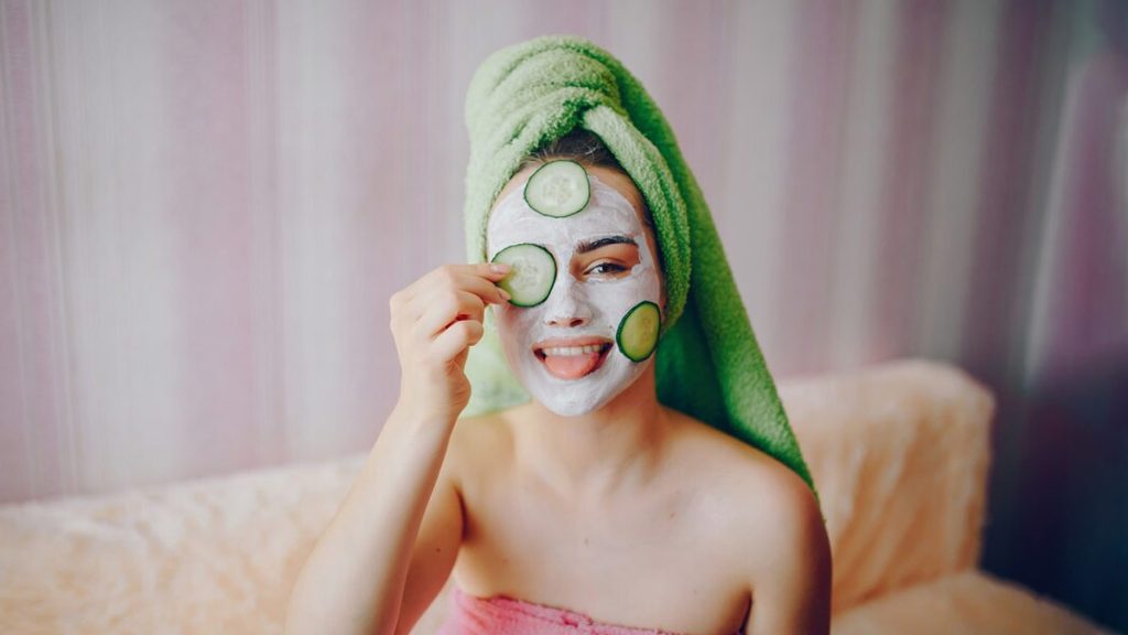 cucumber-face-pack-1024x576 (1)