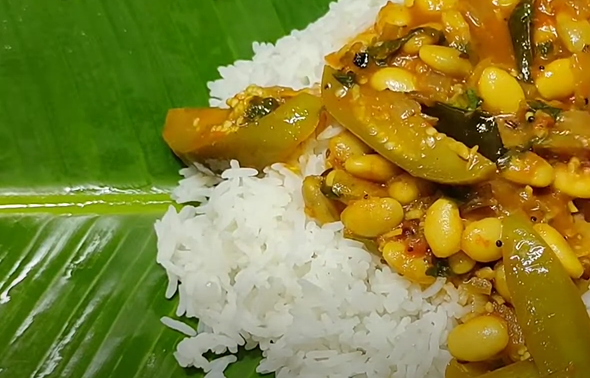 karuvaadu mochai kulambu recipe