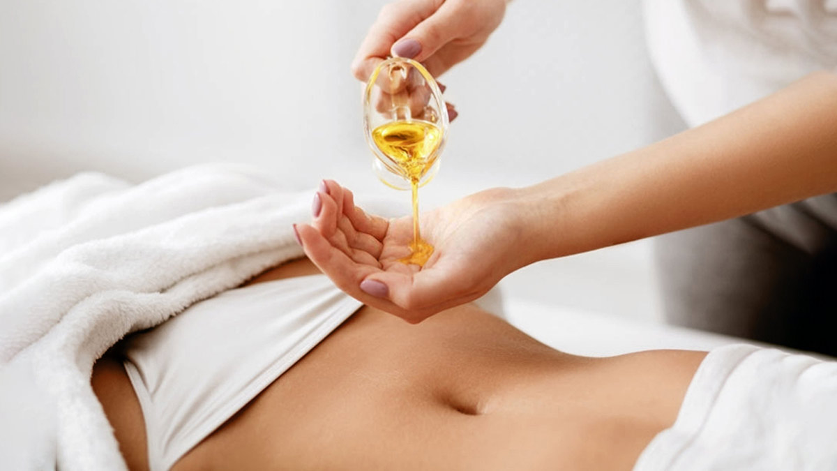 oil-massage-in-belly