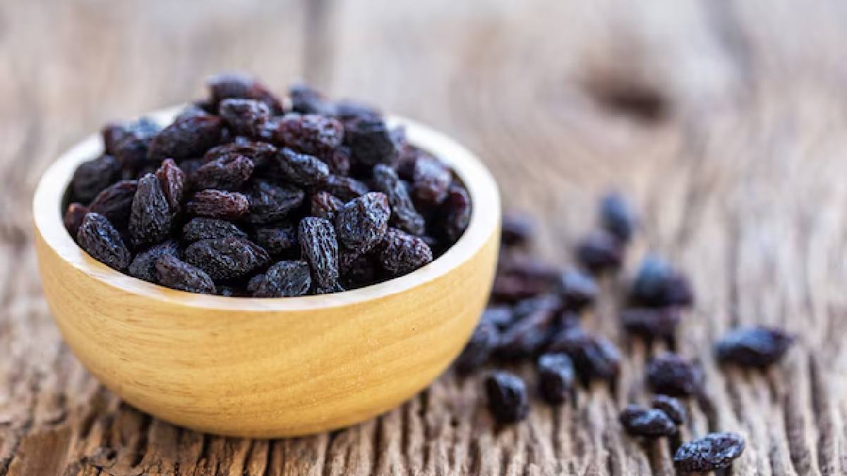 Benefits of black raisins