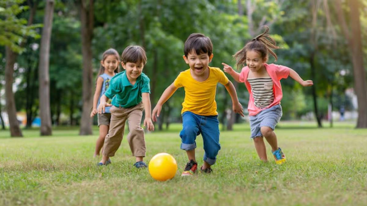வெளிப்புற விளையாட்டுகளில் குழந்தைகளை ஈடுபடுத்துவதால் கிடைக்கும் நன்மைகள் என்னென்ன?