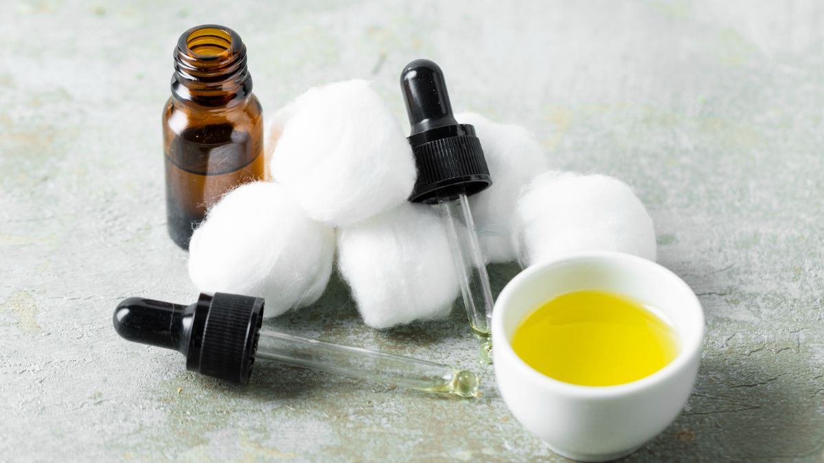 camphor oil