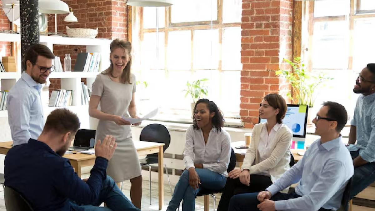 தொழில் மற்றும் தனிப்பட்ட வாழ்வில் வெற்றி பெற வேண்டுமா? தகவல் தொடர்பு திறனை மேம்படுத்துவது அவசியம்
