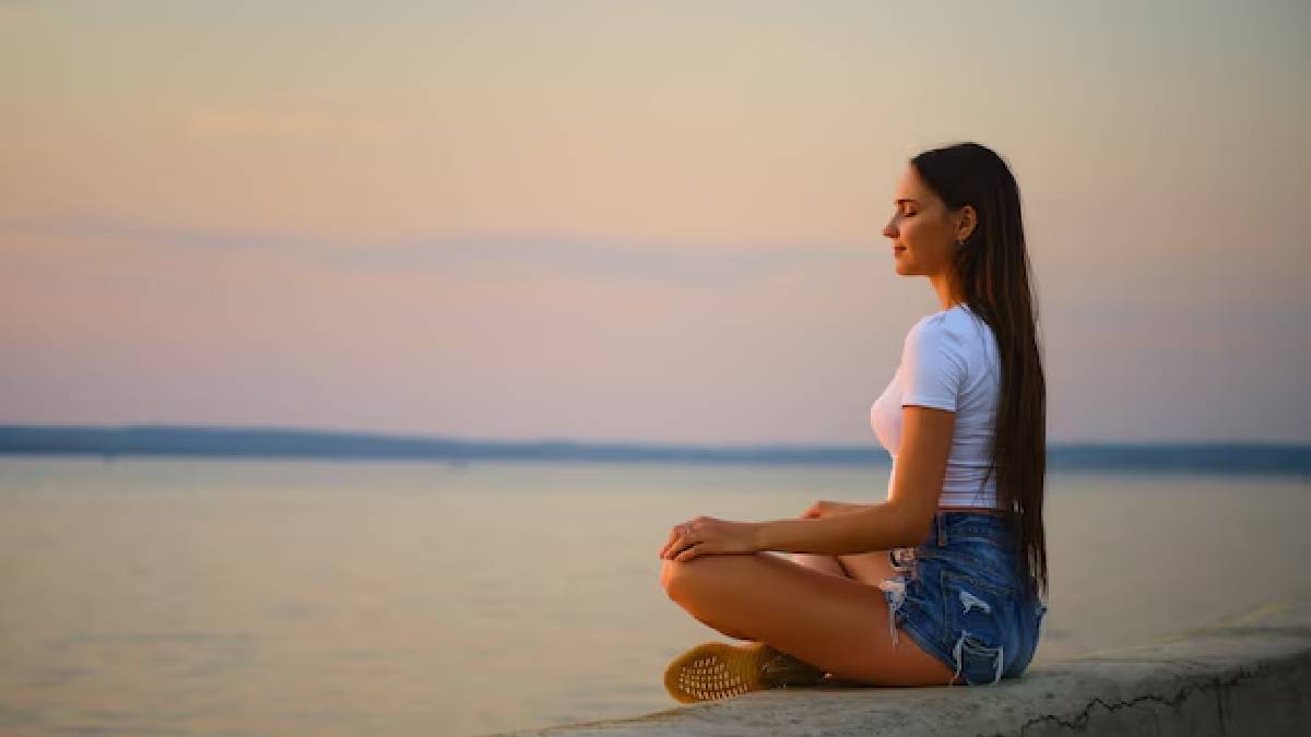 Mental Health: மன அமைதியை மேம்படுத்துவதற்கான எளிய வழிகள்; இவற்றை தினமும் கடைபிடிக்கவும்
