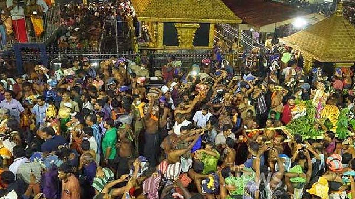 Sabarimala devotees