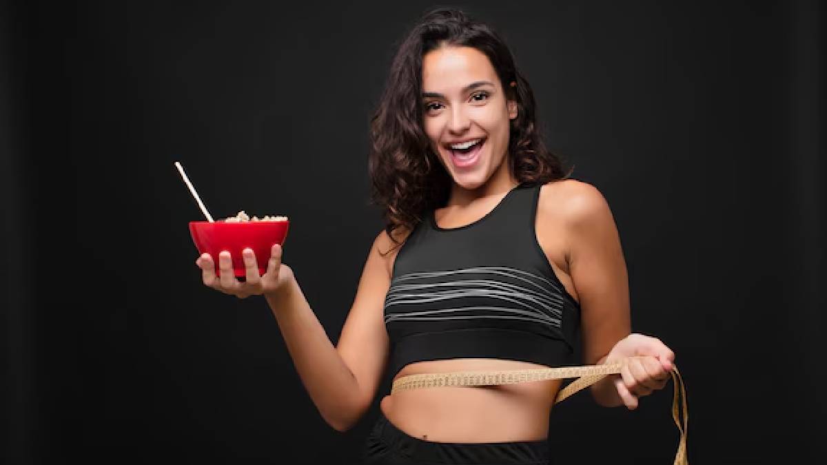 இயற்கையாக உடல் எடையை குறைக்க வேண்டுமா? தினமும் காலை நேரத்தில் நீங்கள் பின்பற்ற வேண்டிய எளிய பழக்கங்கள்