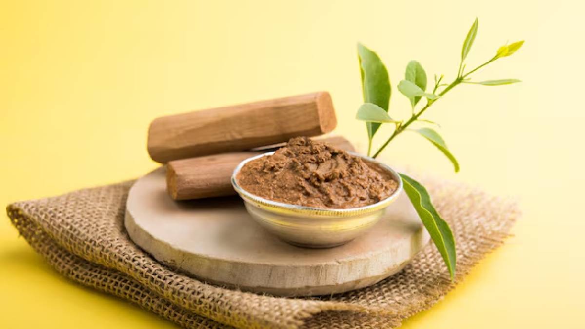Sandalwood face pack
