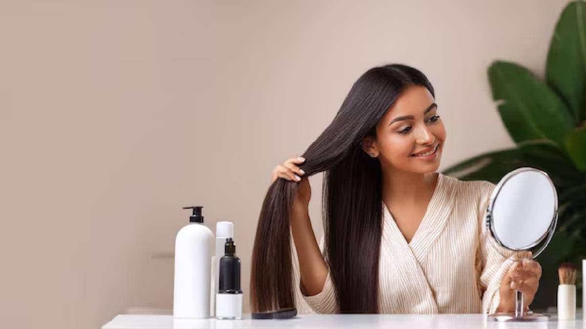 Winter Hair Care Tips: குளிர்காலத்தில் முடி உதிர்வு அதிகரிக்கிறதா? கூந்தலை இயற்கையாக வலுப்படுத்த உதவும் வீட்டு வைத்திய முறைகள்