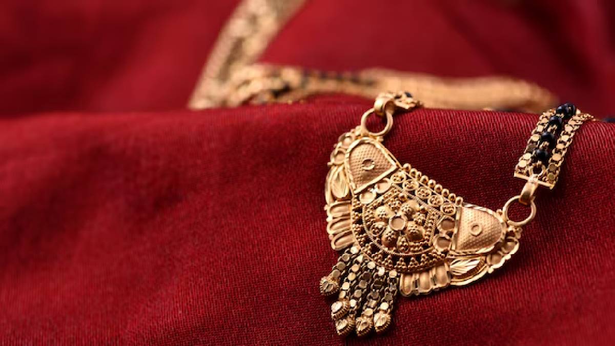 Today's Gold Rate in Chennai 18, 22 and 24 Carat: மீண்டும் அதிகரித்துக் காணப்படும் தங்கம், வெள்ளி விலை; இன்றைய நிலவரம் என்ன?