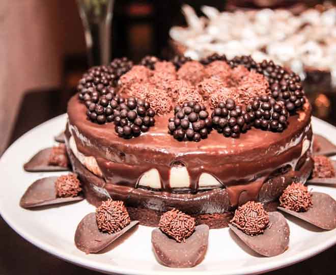 Party Propz हैप्पी बर्थडे केक टॉपर -11 पीस | केक सजावट के लिए काले केक  टॉपर्स | लड़की के लिए केक सजावट आइटम | लड़का | कंफ़ेद्दी गुब्बारा | ग्लिटर  स्टार |