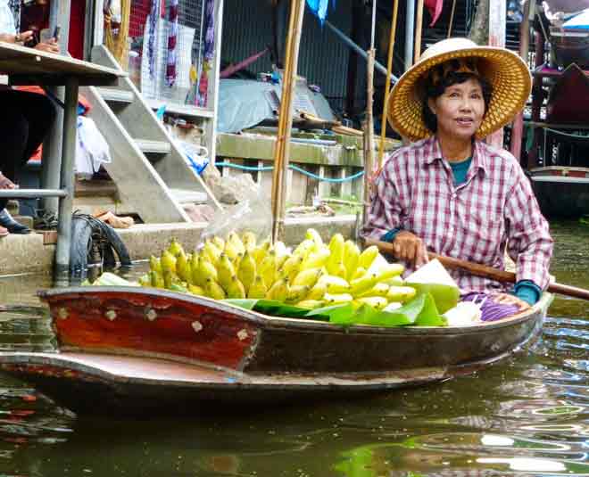 floating markets india inside 