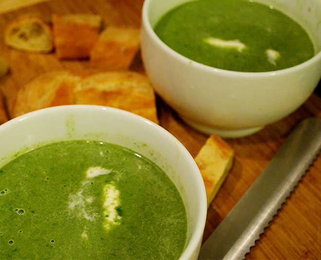 how-to-make-spinach-soup-spinach-soup-recipe-in-hindi-spinach-soup