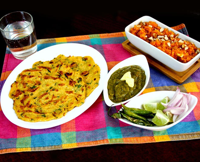 बुधवार- सरसों का साग और मक्के की रोटी food according to day inside