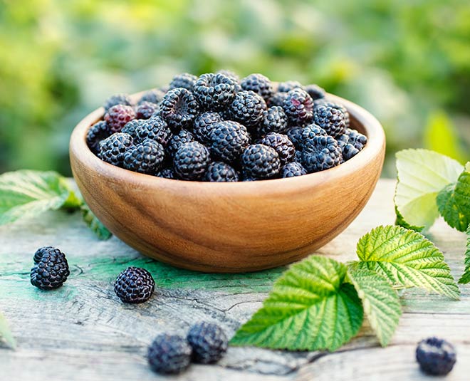 ब्लैक रस्पबेरी सीड्स ऑयल (Black Raspberry Seed Oil) herbs black skin cancer inside ()