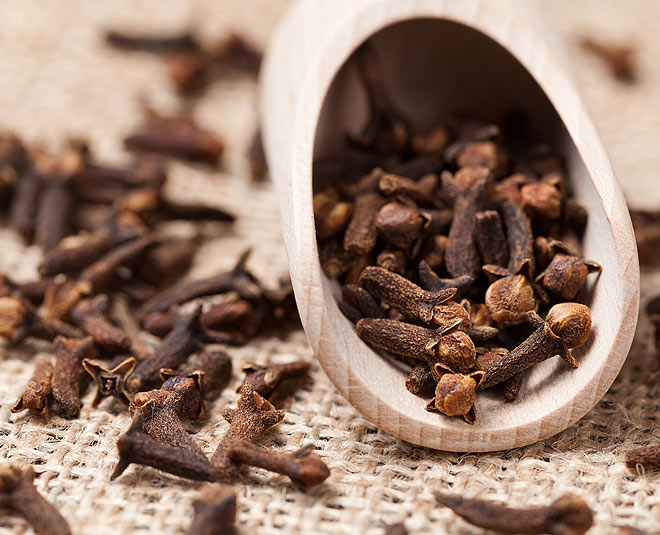 इम्यूनिटी बढ़ाएं लौंग cloves for breast cancer