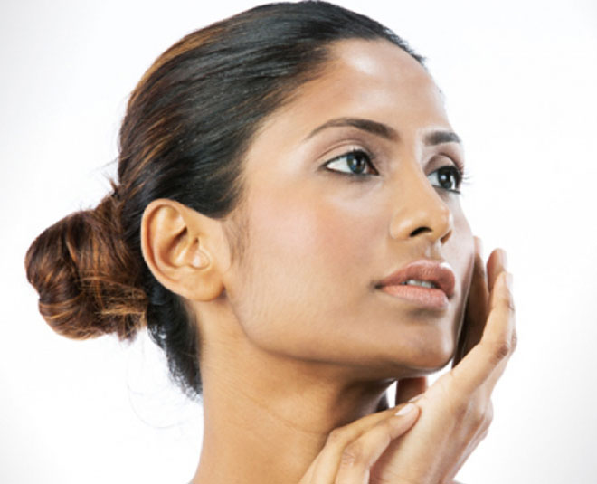 ऐसे रखें अपनी स्कीन का ख्याल diwali makeup skin