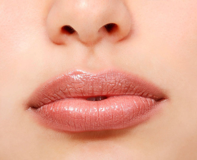 लिप्स का भी ध्यान रखना है ज़रूरी diwali makeup lips