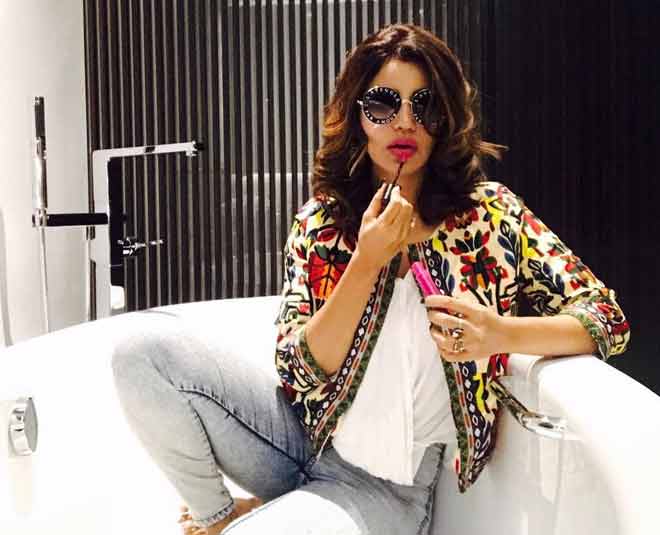 Debina Bonnerjee lipstick