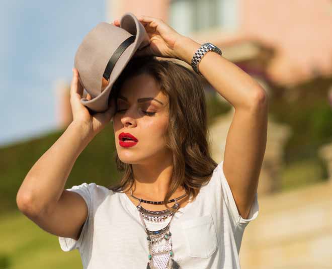 Simple ways to protect lips during summer  in