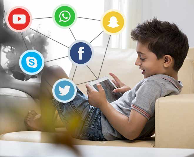 बच्चों का न बनाएं सोशल मीडिया पर आकाउंट These fourteen social media activities are not safe for your personal life ()