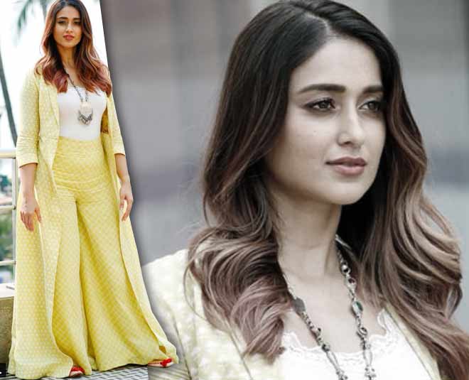हॉट एंड सेक्सी इलियाना डिक्रूज floor length jackets for summer in