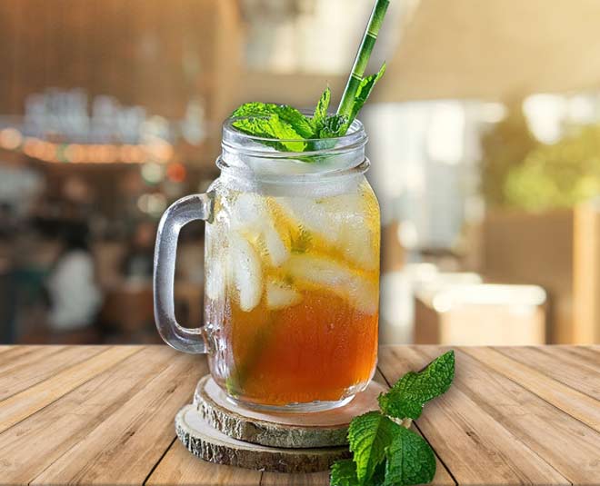 summer drinks which actualy dehydrate skin INSIDE 