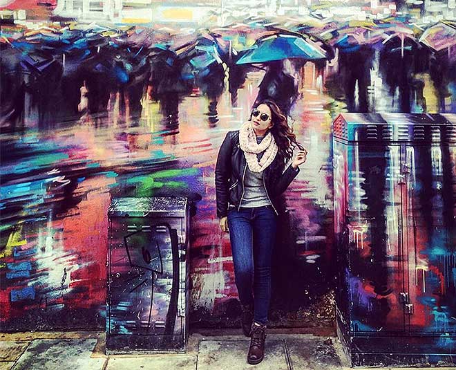 Sonakshi sinha stress buster inside