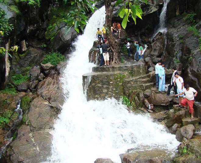 Waterfall trip safety tips in india