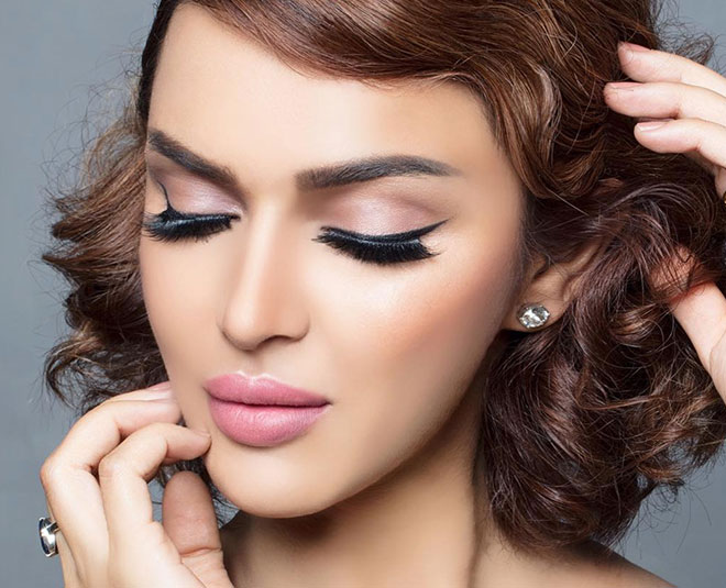 aashka goradia talking about her lip surgery 