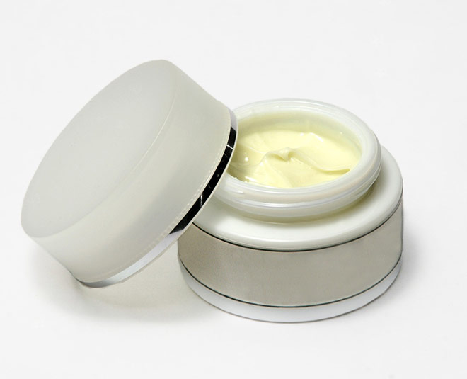 anti ageing cream inside