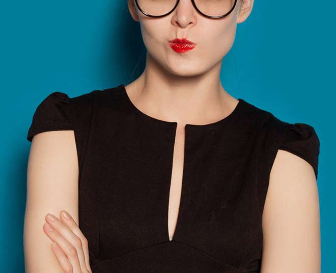 how to detect a lie inside