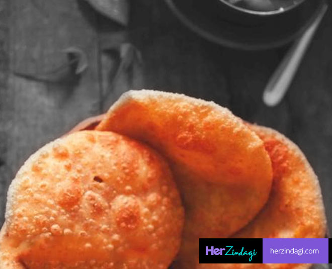 stuffed radhaballavi puri