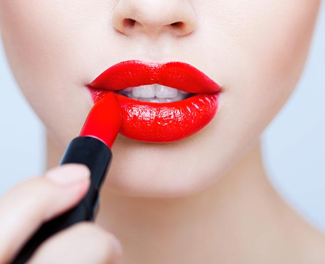 Choose right lipstick shades for different skin tone