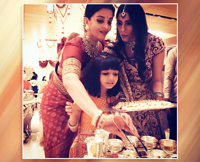 Aishwarya rai bachchan, shahrukh khan, aamir khan served the food in isha ambani wedding, why they do so