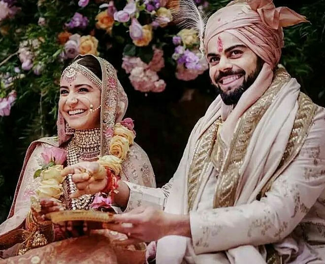 Anushka Sharma shares her unseen wedding album, virat kohli become romantic 