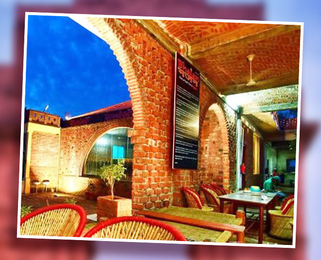 bhajan tadka dhaba inside