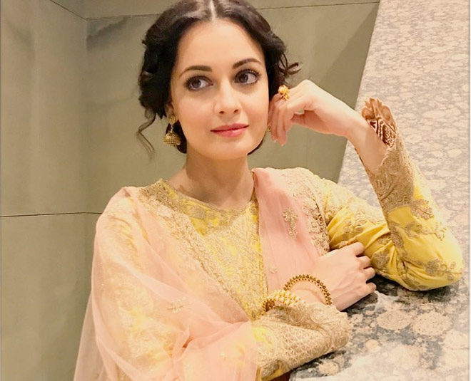 dia mirza beauty makeup tips