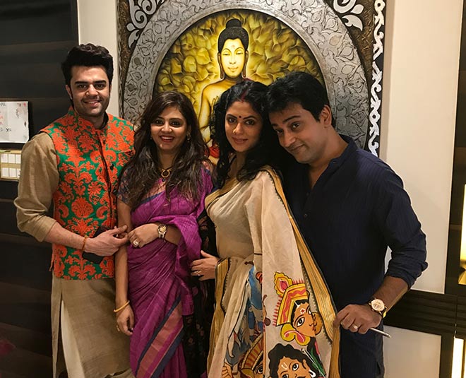 kavita kaushik char dham trip ronit biswas inside