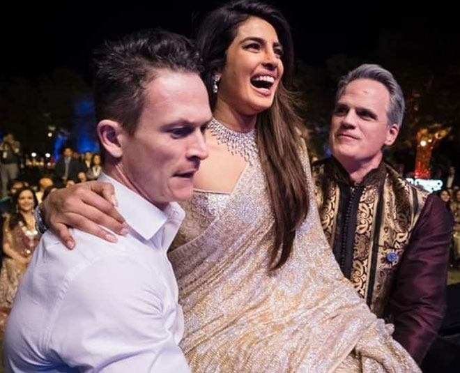 priyanka chopra sangeet outfit