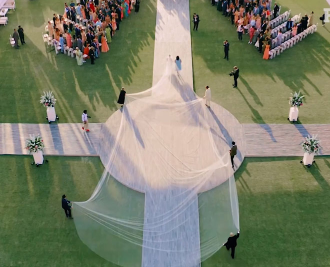 priyanka veil