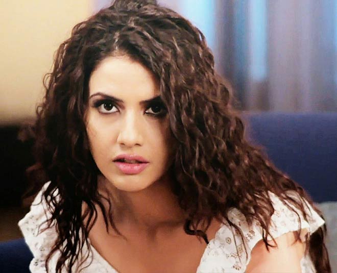 TV Actress Smriti Kalra Favourite food INSIDE